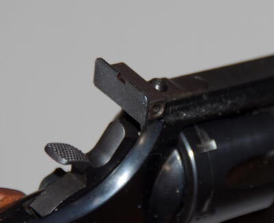 Tysk pistol / Kaliber .22 LR  (ERMA-Werke)