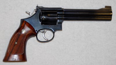 Smidt & Wesson - Model 586
