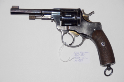 Svensk officers revolver / Model 1887