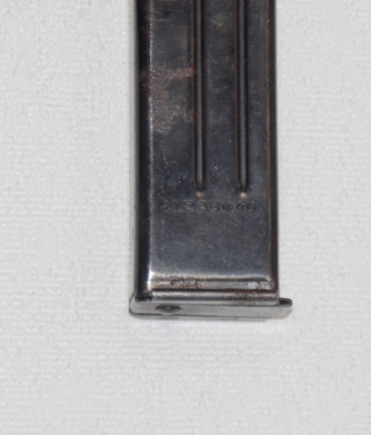 Tysk MP40 magasin + patronlader