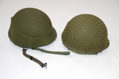 Dansk/Amerikansk stål hjelme med camouflage net (2 stk.)