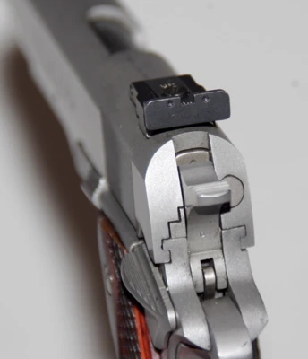 Colt Goverment 1911 MK.IV - Serie 80 / 9 mm.