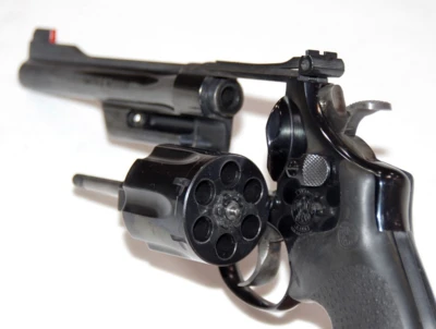 Smith & Wesson - Model 27 - Kaliber .357 Magnum