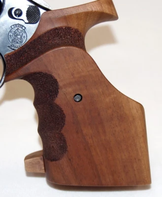 Smith & Wesson - Model 17-6