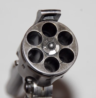 Webley & Scott revolver / Mod. VI