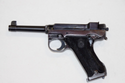 Svensk pistol / Husqvarna P40